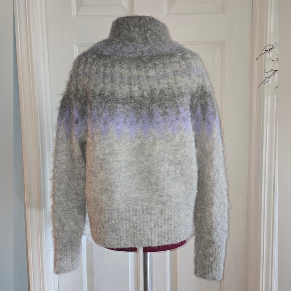 Banana Republic Alpaca Blend Mock Neck Fairisle Sweater in Heather Gray - Picture 4 of 13